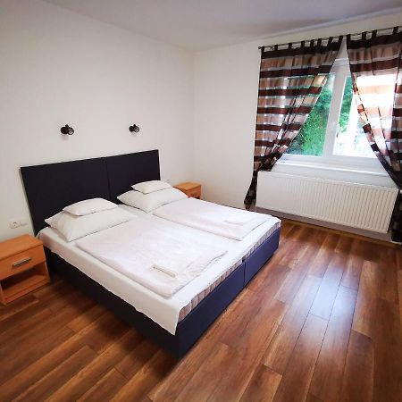 Máté apartman Gyula Esterno foto