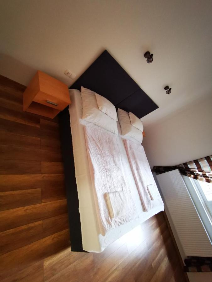 Máté apartman Gyula Esterno foto