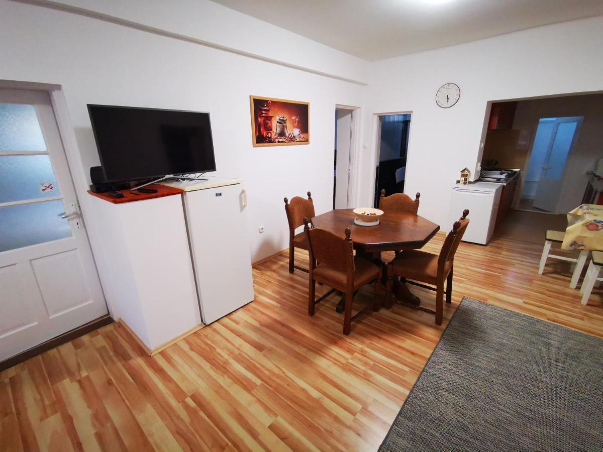 Máté apartman Gyula Esterno foto