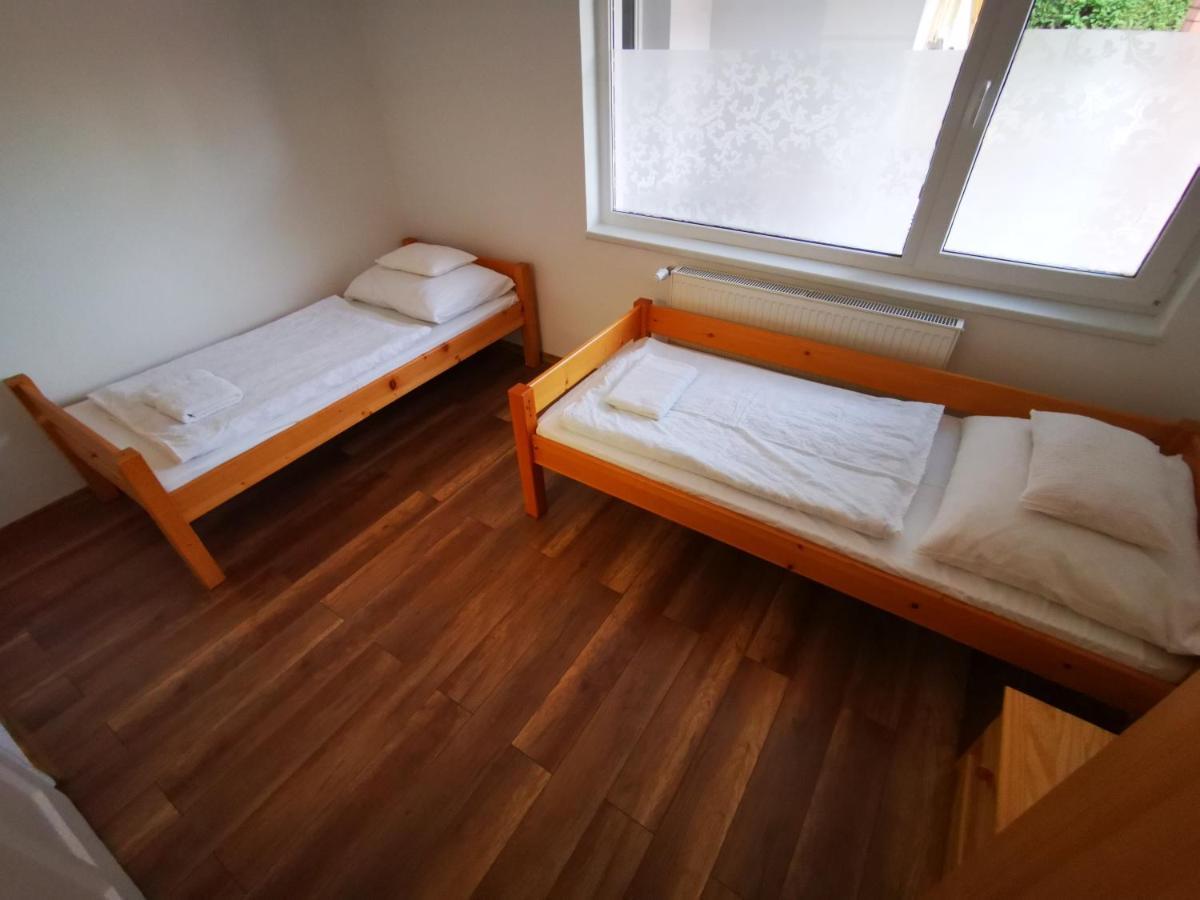 Máté apartman Gyula Esterno foto