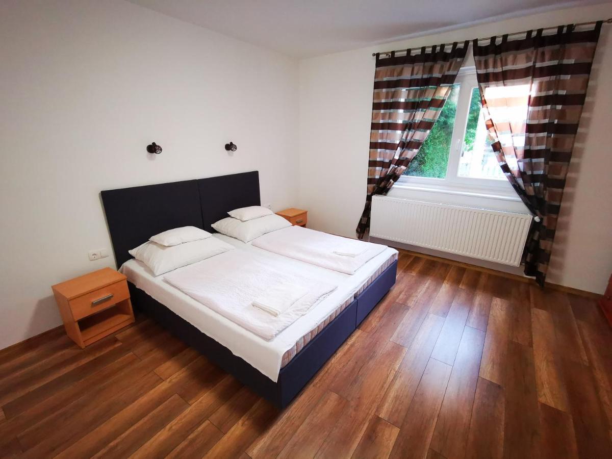 Máté apartman Gyula Esterno foto